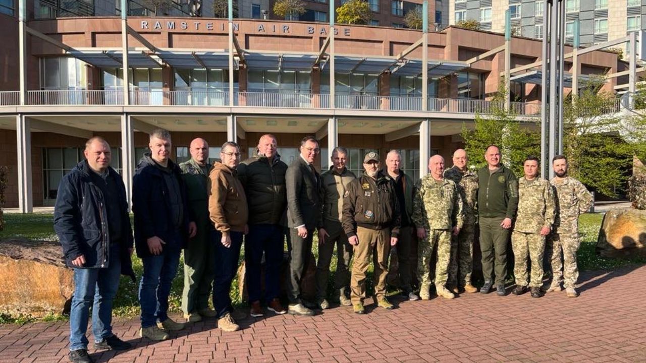 Резніков на базі Рамштайн