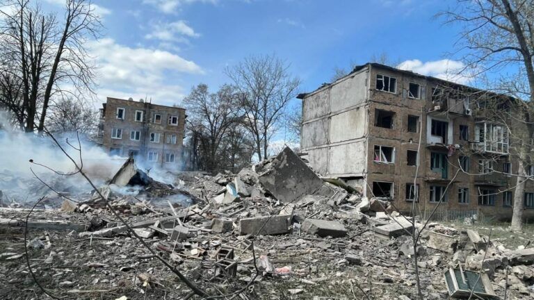 У зруйнованій Авдіївці досі шукають одну дитину, яку ховають батьки – керівник МВА