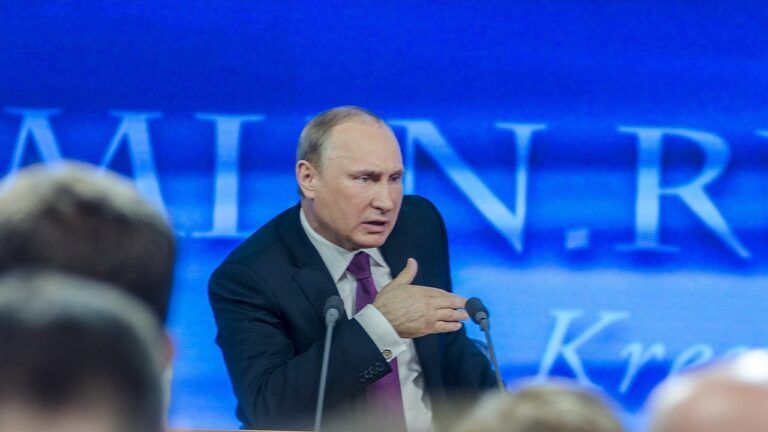 Путін
