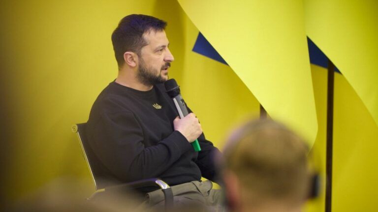 Зеленський вірить у повернення Криму та повалення сил РФ під час контрнаступу