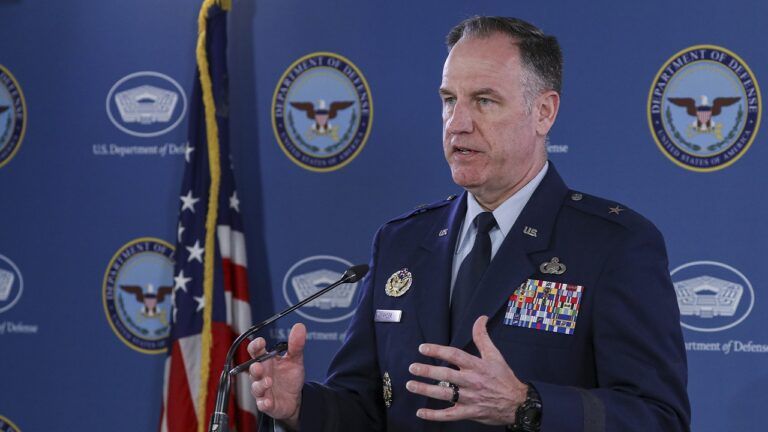 Генерал Патрік Райдер