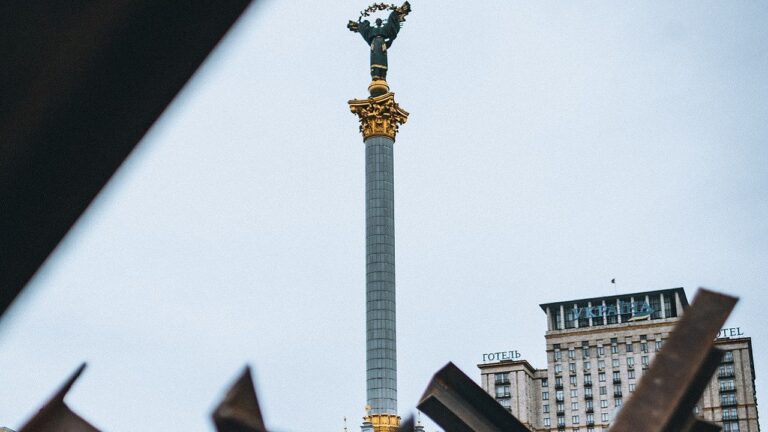 У 2022 році за межею бідності опинилися понад 7 млн українців — Світовий банк