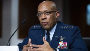 Теперь официально: в США состоялась церемония смены главнокомандующего армии