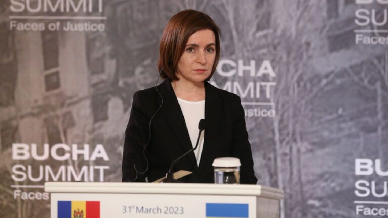 Мая Санду