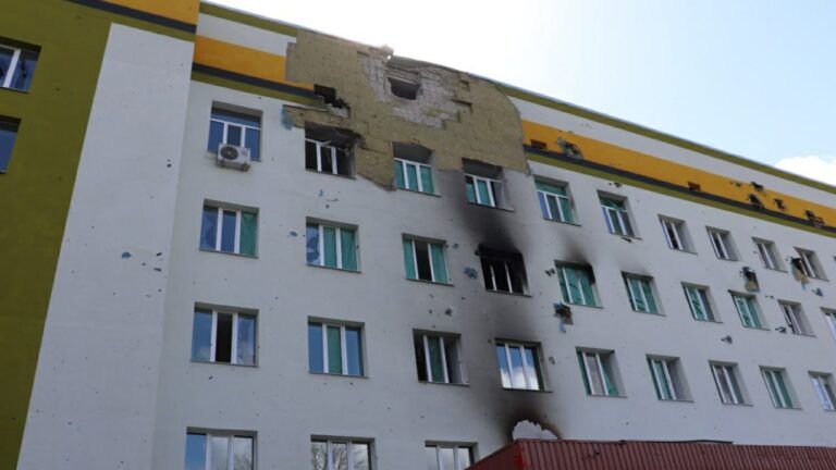 Лікарня в Тростянці