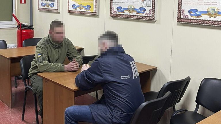 За матеріалами ДБР судитимуть офіцера, який знущався з військовослужбовця