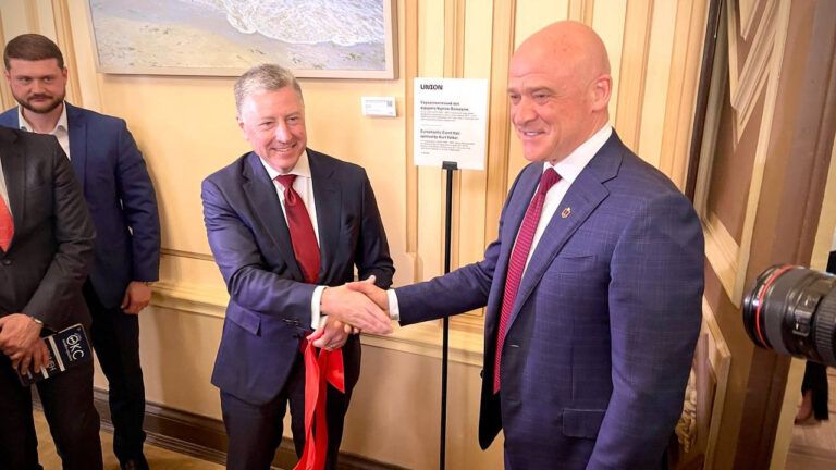 Курт Волкер під час зустрічі з мером Одеси Геннадієм Трухановим