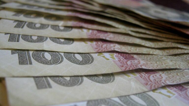 Гривня, гривні, гроші