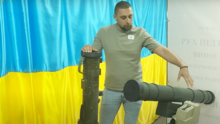 На Закарпатті виготовляють макети ПТРК Стугна: як це допомагає ЗСУ