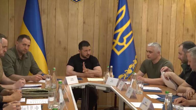 Зеленский в Одессе провел заседание Ставки и представил главу ОВА