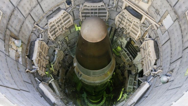 ядерна зброя