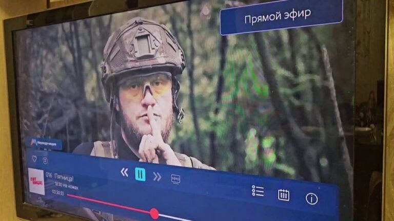 Взломали трансляцию телеканалов: в Крыму показывали ролики о ВСУ