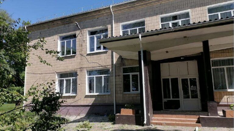 Обстріл селища Золочів Харківської області 4 червня 2023 року – що відомо про обстріл Харківської області