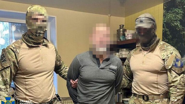 Шпионил за позициями ВСУ вблизи границы. В Харькове СБУ задержала агента российского ГРУ