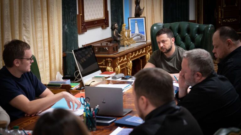 Зеленский провел совещание по привлечению руководства РФ к ответственности