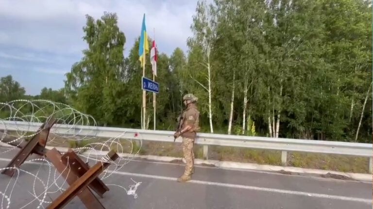 Прихопіть борошно, робитимемо з вас деруни: прикордонники відповіли на ІПСО Білорусі