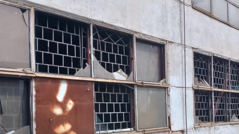 РФ вдарила по підприємству в Нікополі: загинуло двоє працівників, поранений чоловік