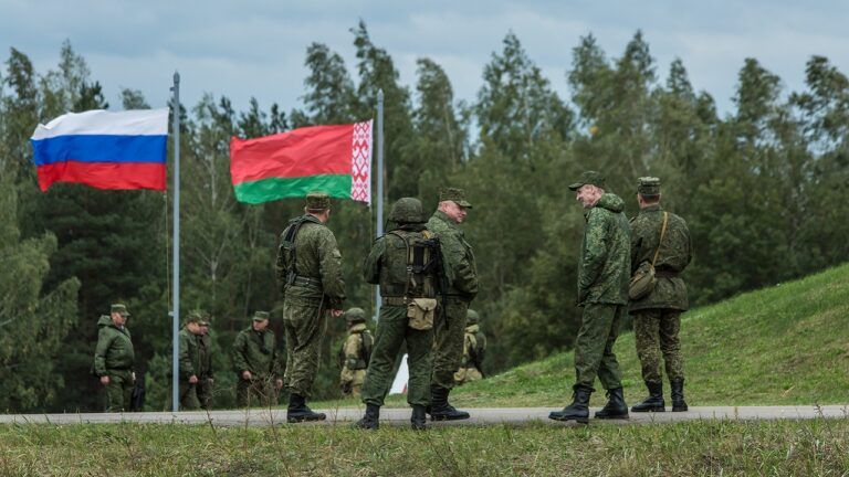 білоруські російські військові