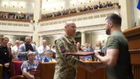 Под его командованием сбили 13 Кинжалов: Зеленский присвоил звание Героя Украины Сергею Яременко