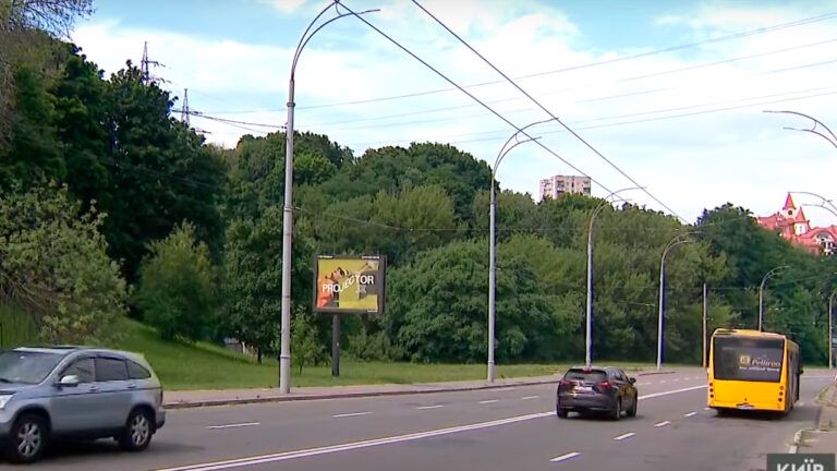 Суд на стороне активистов: в Протасовом Яру в Киеве должен быть беспрепятственный проход