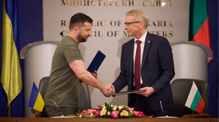 Болгарія офіційно підтримала членство України в НАТО та формулу миру