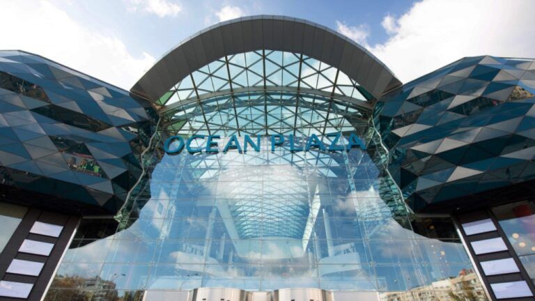 Ocean Plaza