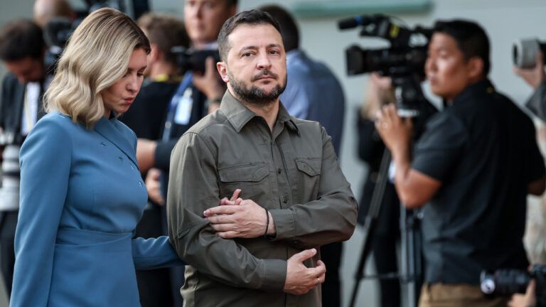 Зеленського закликали "охолонути" через різку критику напередодні саміту НАТО – Bloomberg