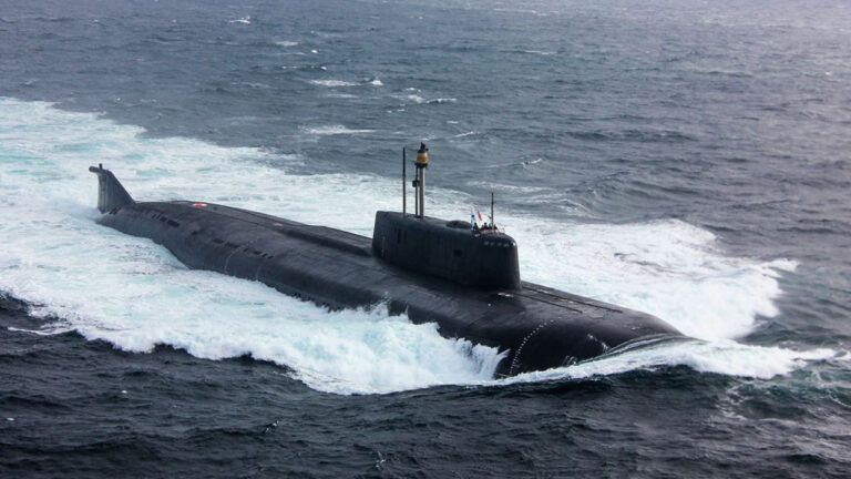 Атомний підводний човен Північного флоту РФ Орел