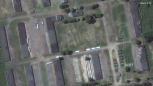 Появились спутниковые снимки полигона в Беларуси, где заметили технику вагнеровцев