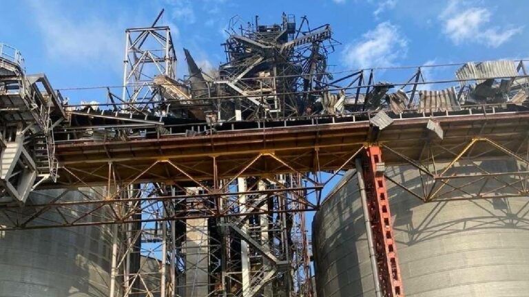 РФ пошкодила зернові термінали в Одесі
