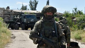 російські солдати військові