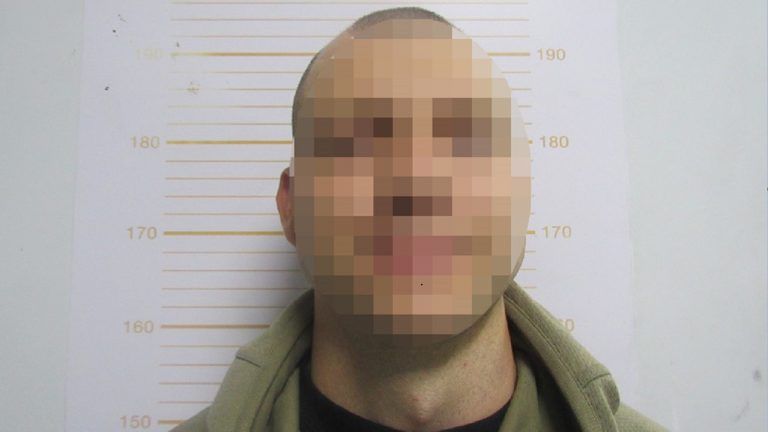 Вдарив ножем у груди: у Києві чоловік напав на 16-річного підлітка