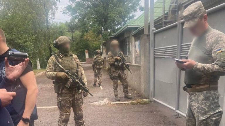 В военкоматах 10 областей разоблачили схему уклонения от призыва за $6 тысяч