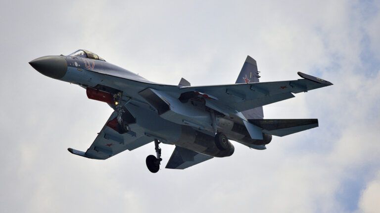російський су-37