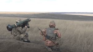 Один из символов национального сопротивления: почему все так полюбили Javelin