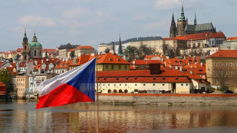 Прага