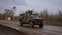 Канада відправила Україні бронемашини Senator, Резніков показав відео