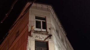 У Львові обвалився балкон разом із чоловіком, він загинув
