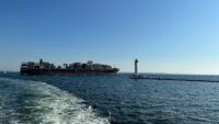 Первое украинское судно с зерном прошло через новый украинский гумкоридор — Зеленский
