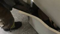 У Полтаві дитина застрягла у поштоматі
