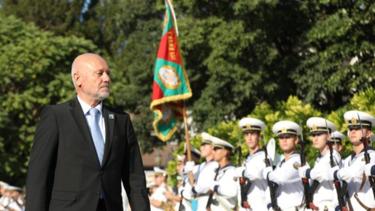 міністр оборони Болгарії