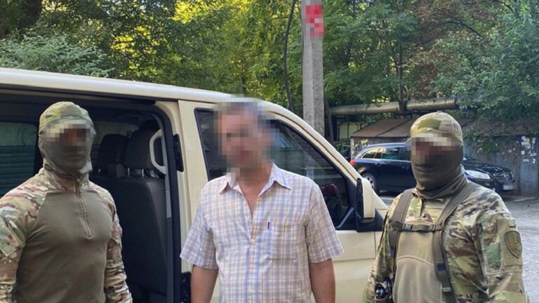 У Дніпрі СБУ затримала агента розвідки РФ, який діяв під прикриттям волонтерського фонду