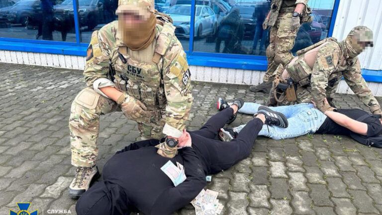 На Львівщині СБУ ліквідувала банду перевертнів, які мобілізувалися до ЗСУ та займалися рекетом