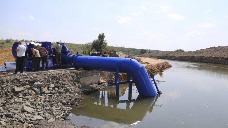 нитка водогону на Дніпропетровщині