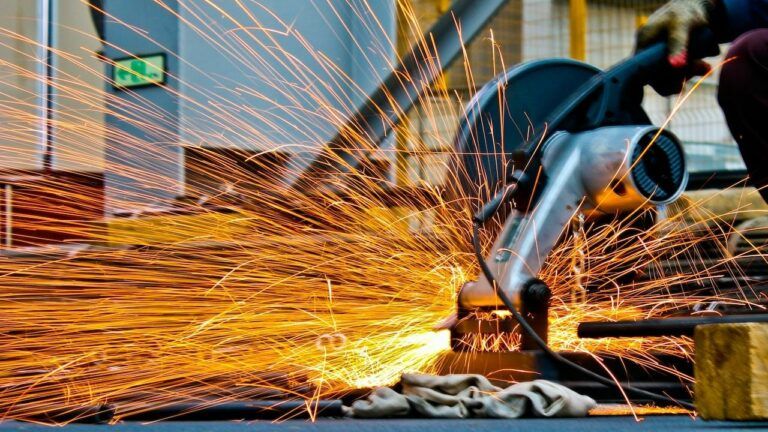 Енергетика, електрика, промисловість