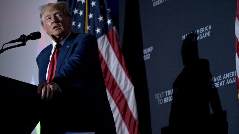 Трамп може зірвати майбутню угоду щодо допомоги Україні в Конгресі – лідер демократів у Сенаті