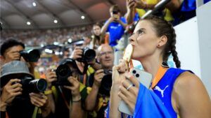 Впервые за карьеру: украинка Магучих стала чемпионкой мира по прыжкам в высоту