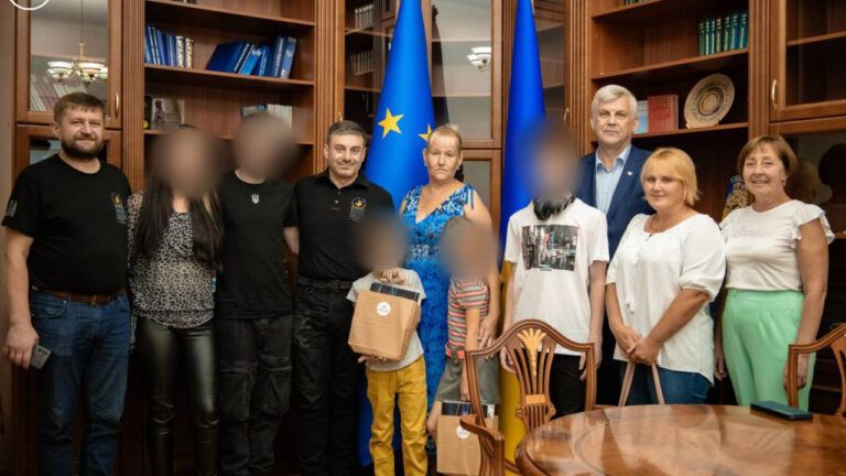 Настоящая спецоперация. Украина вернула домой 9 детей