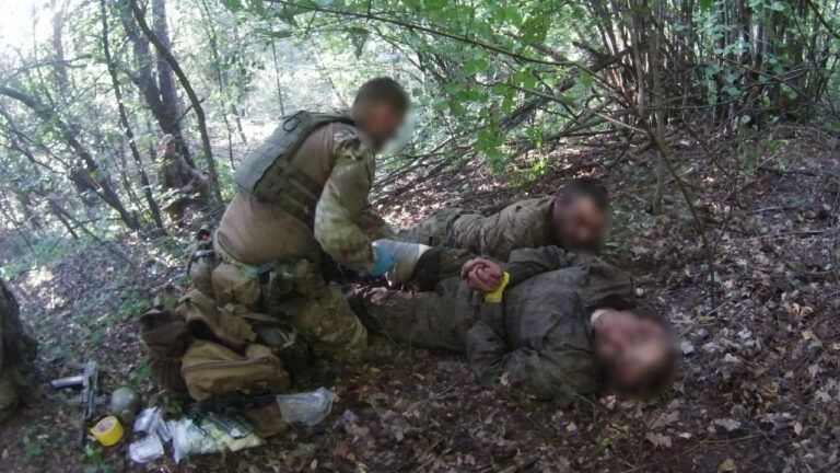 На Купянском направлении пограничники ликвидировали двух и взяли в плен еще двух оккупантов