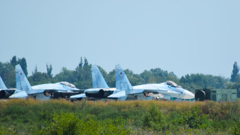 російський аеродром, літаки РФ